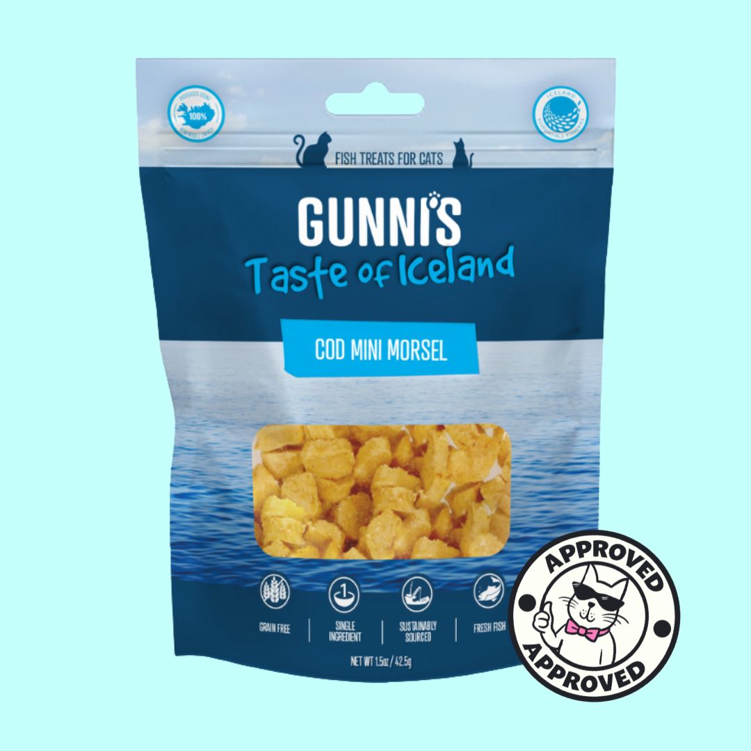 Gunnis cat treat package with blue background